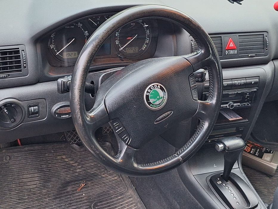 Skoda octavia 1.8 turbo benzină