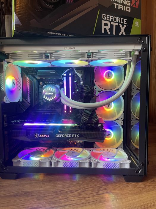 Геймърски компютър/ I7 10700K/Водно/32GB/RTX 3090 24GB/2.5TB SSD