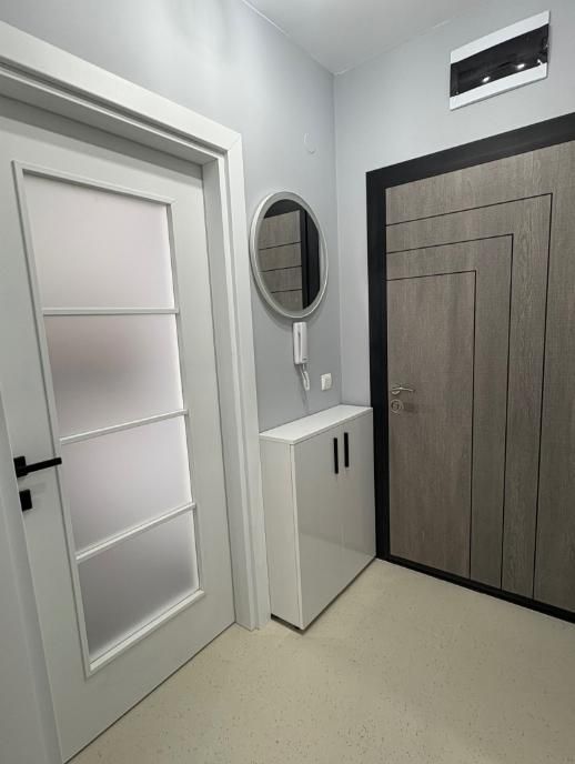 Дава се под наем Двустаен апартамент в Пловдив, Кючук Париж - 60 кв.м за 510 € - Снимка #6