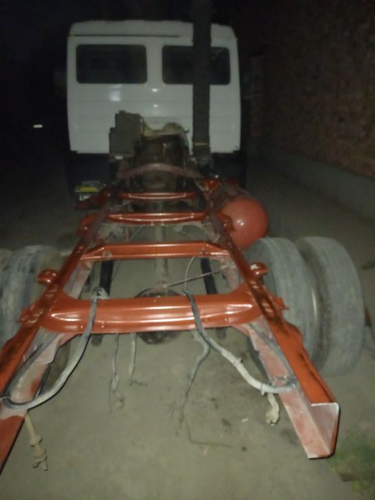 Moshin sotiladi dakument Isuzu gazga ruxsati bor yil 99