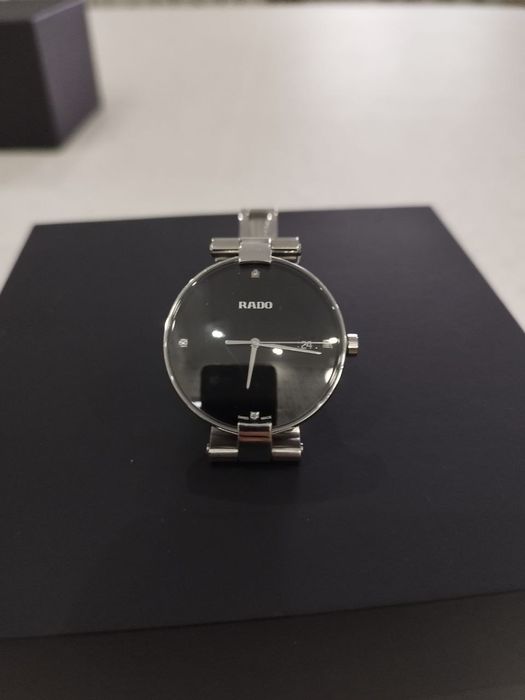 Продам часы RADO с 4 бриллиантами