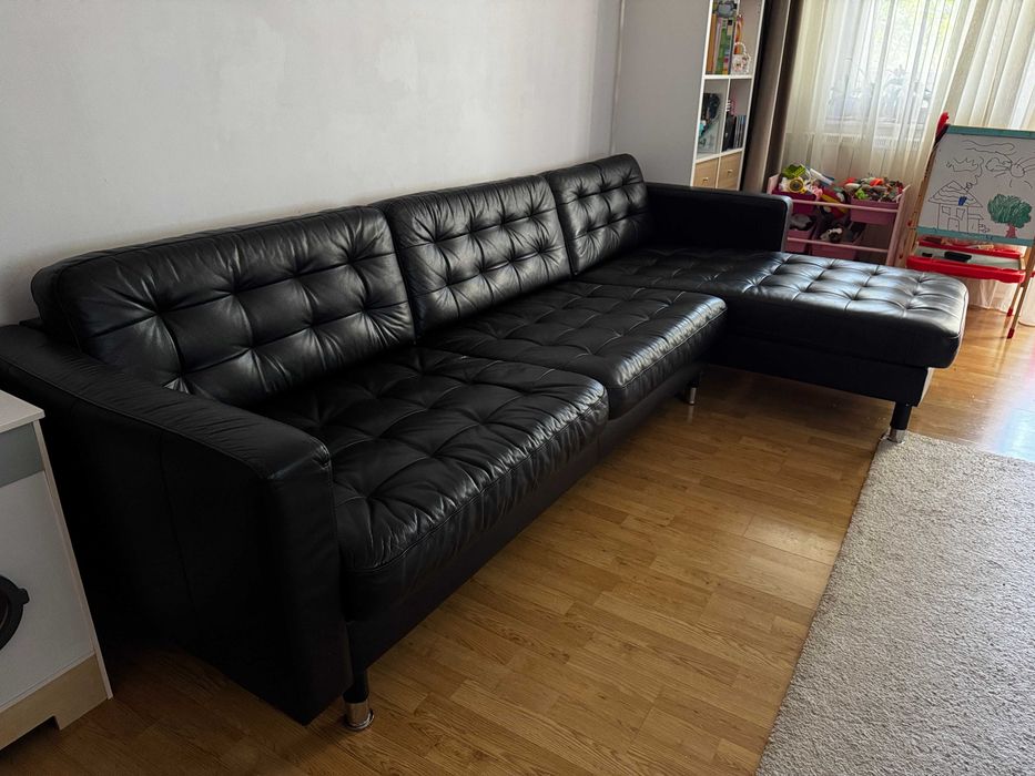 Canapea coltar piele naturala IKEA Landskrona in stare foarte buna, 4 locuri 280 lungime x 89 latime canapea x 158 latime sezlong