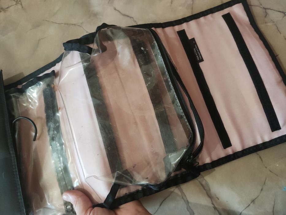 Продам косметичку несессер