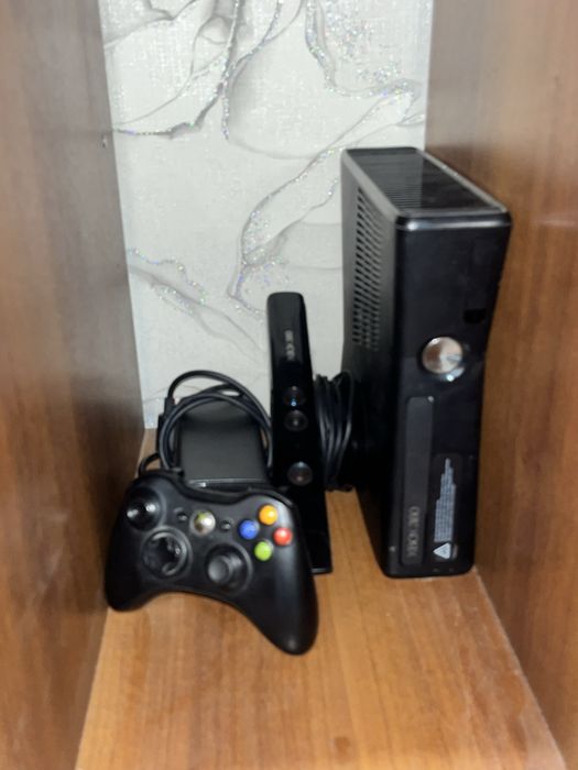 Xbox 360,2 диска в комплекте!