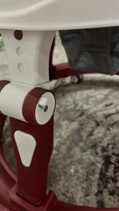 Ходунок детский красний