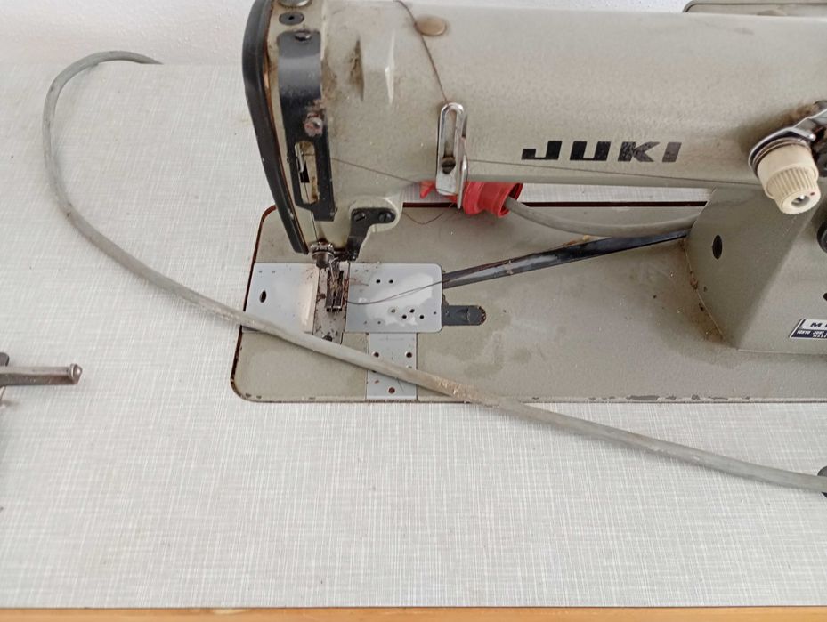 Mașină industrială de cusut