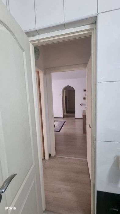 Apartament 3 Camere Semidecomandat Podu Ros Pasapoarte