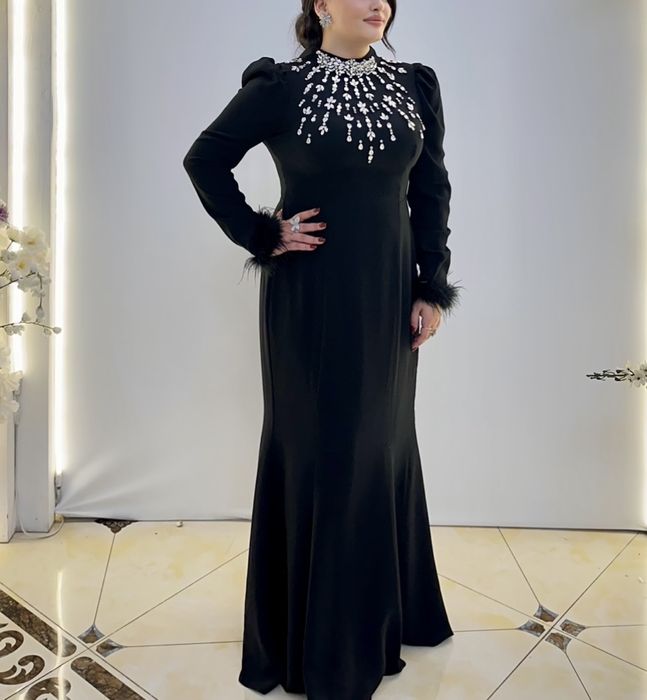 Вечернее платье