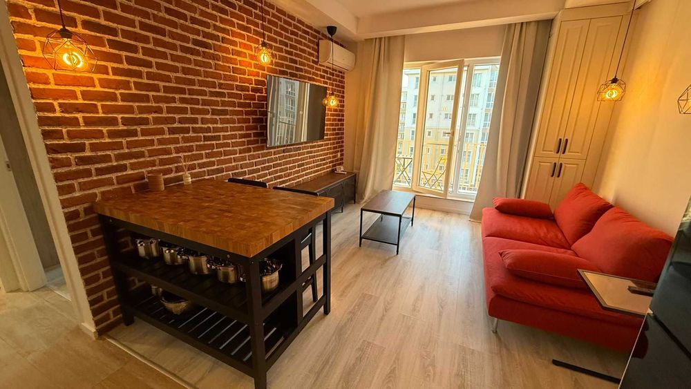 Inchiriere apartament 2 camere complex Cosmopolis
