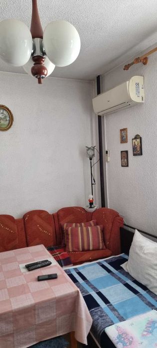 Продава се Четиристаен апартамент в Разград, Център - 128 кв.м за 1156 €/кв.м - Снимка #2