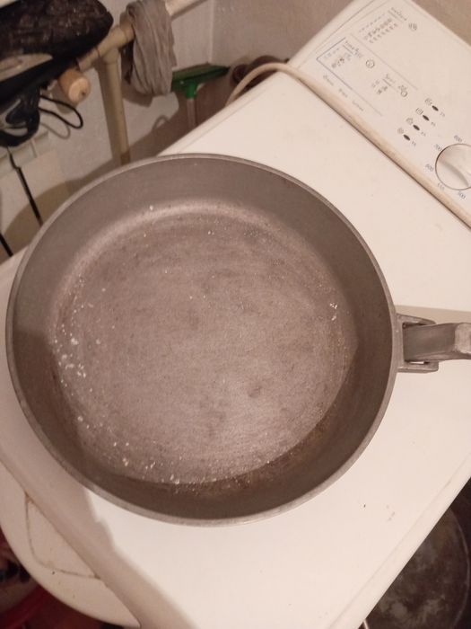 Сковородки СССР времён.