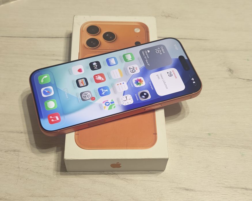 Като нов iPhone 17 Pro Max 256 GB Гаранция Бартер