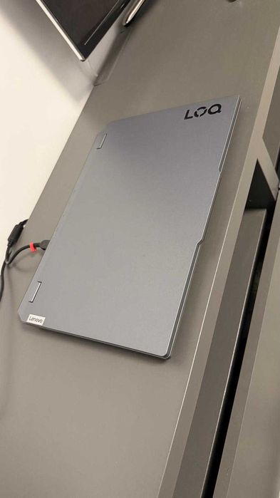 Laptop Gaming Lenovo LOQ 15IRX9 - 24GB RAM, 512GB SSD, RTX 4060 8GB