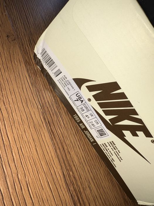 Nike Jordan X Travis Scott