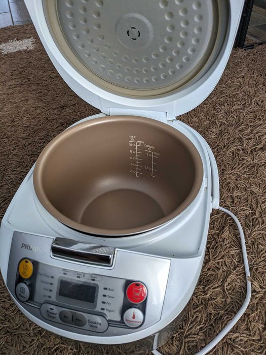 Мултикукър Philips HD 3037