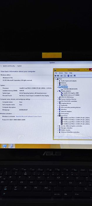 Vand laptop i3 perfect functional cu 9 jocuri instalate