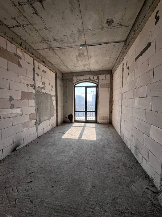 Ор-р Кафе Фрегат 4х ком. Коробка 114м²+2 балкона этаж 14/15 в ЖК