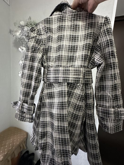 Плащ на девочку Корея почти новый