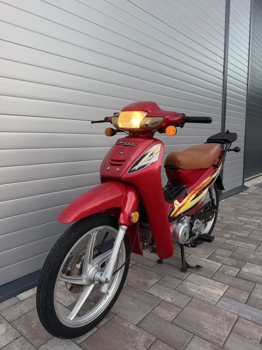 Scuter Fara Permis 25 Km / H • Benzina • Beta Ark • Zongshen