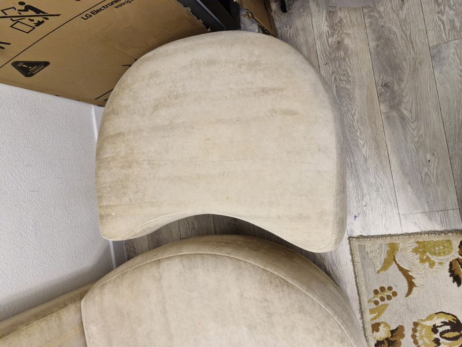 Продам диван в хорошем состоянии