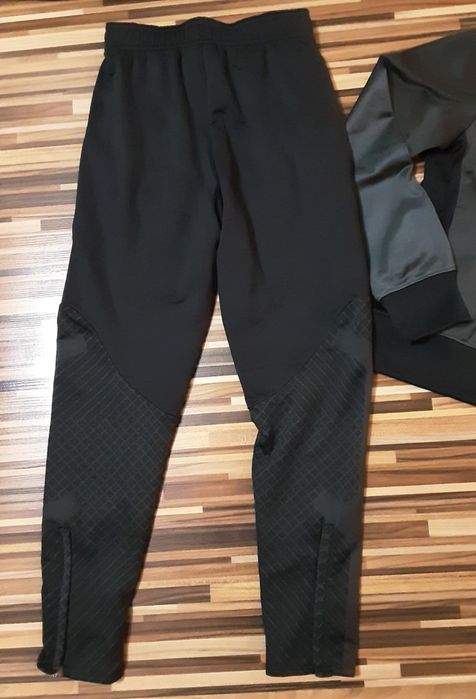 ( M 137-147) Nike оригинален екип