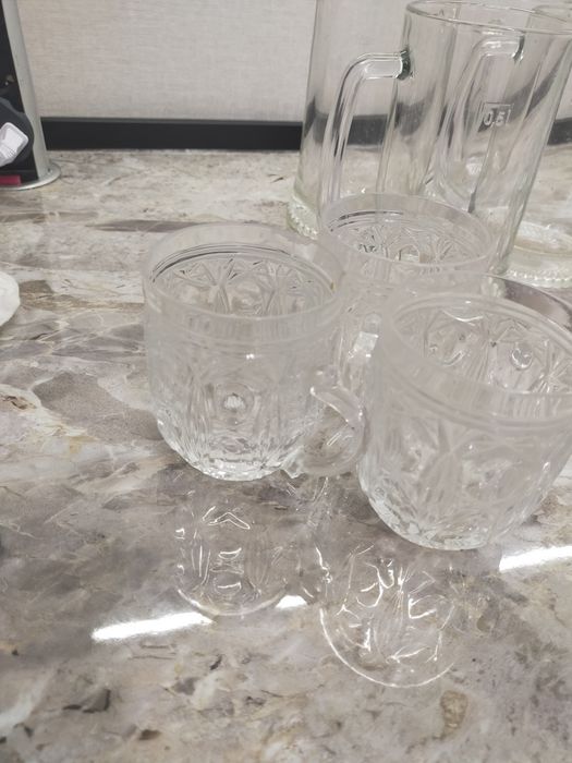 Отдам  даром кружки