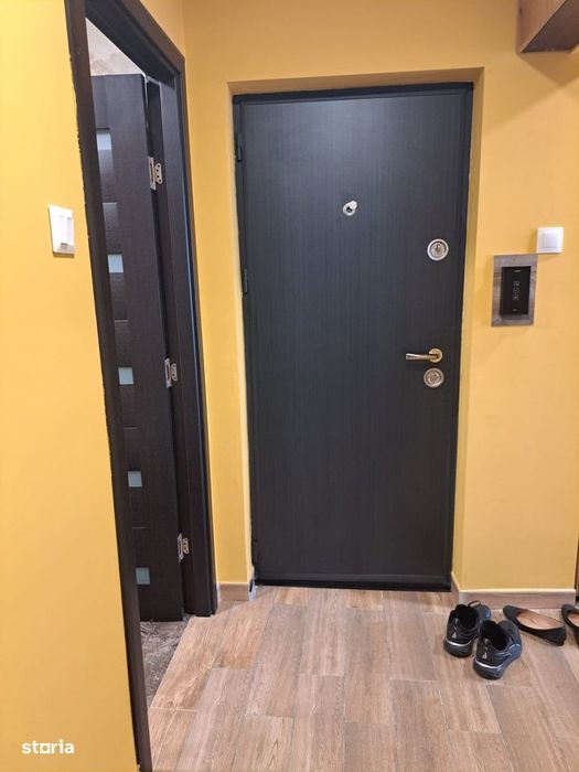 Apartament 3 cam AN etaj 6 din 8 în Rogerius,2 băi,2 balcoane,renovat — fotografia 1