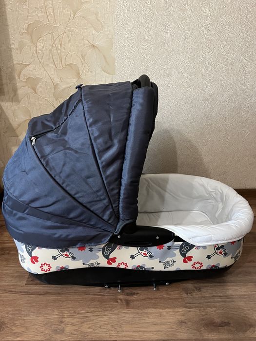 Детская коляска