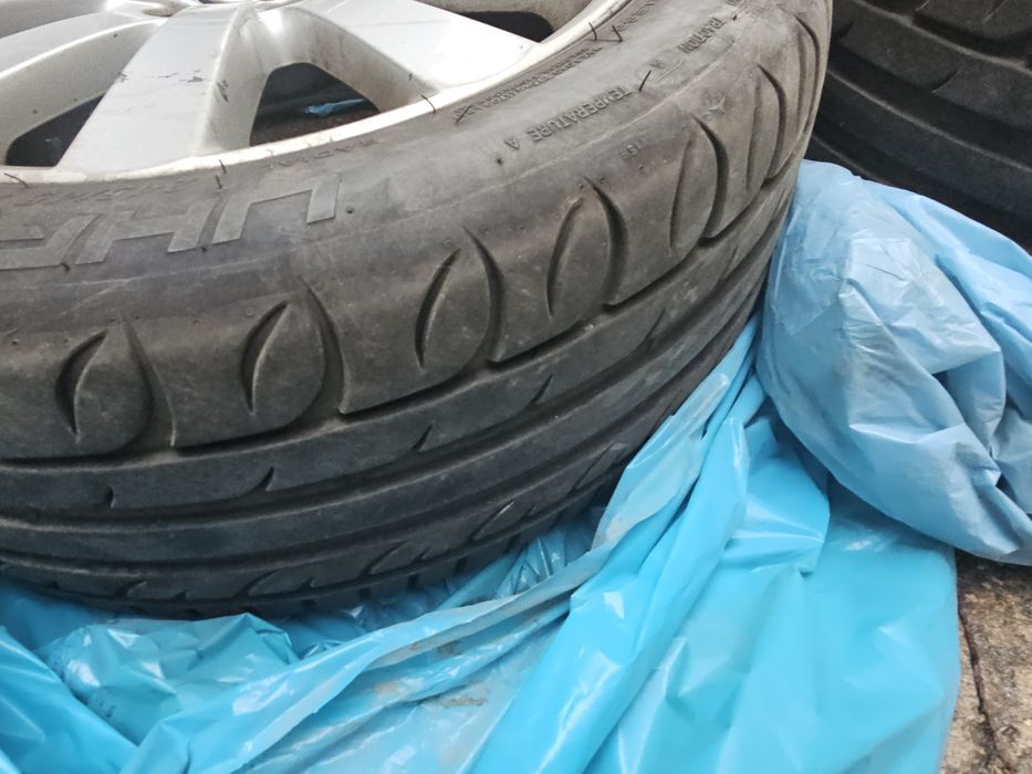 Set jante aliaj originale VW 17" + anvelope 245/45 R17