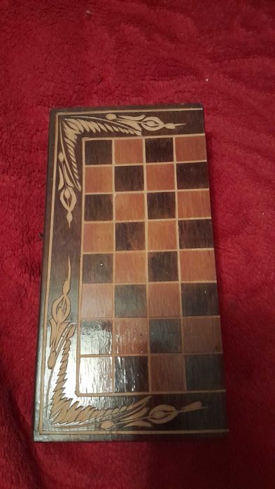 vand mini-tabla de sah si 2 seturi de piese