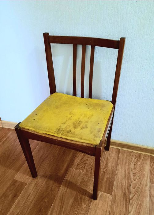 Стул деревянный Румыния