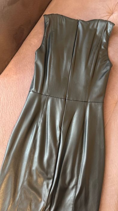 Прекрасна рокля Алеса