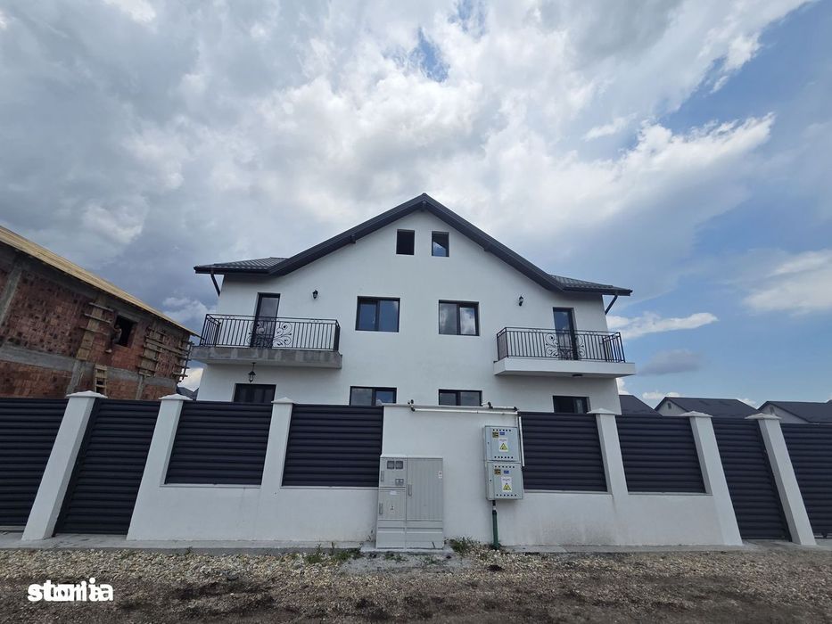 Vila duplex, curte separata Bragadiru Strada Crisul Repede