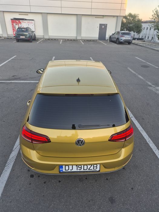 VOLKSWAGEN Golf 2018 — imagine 3