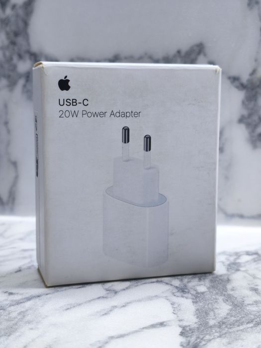 Apple 20W адаптер для iPhone, как новый.