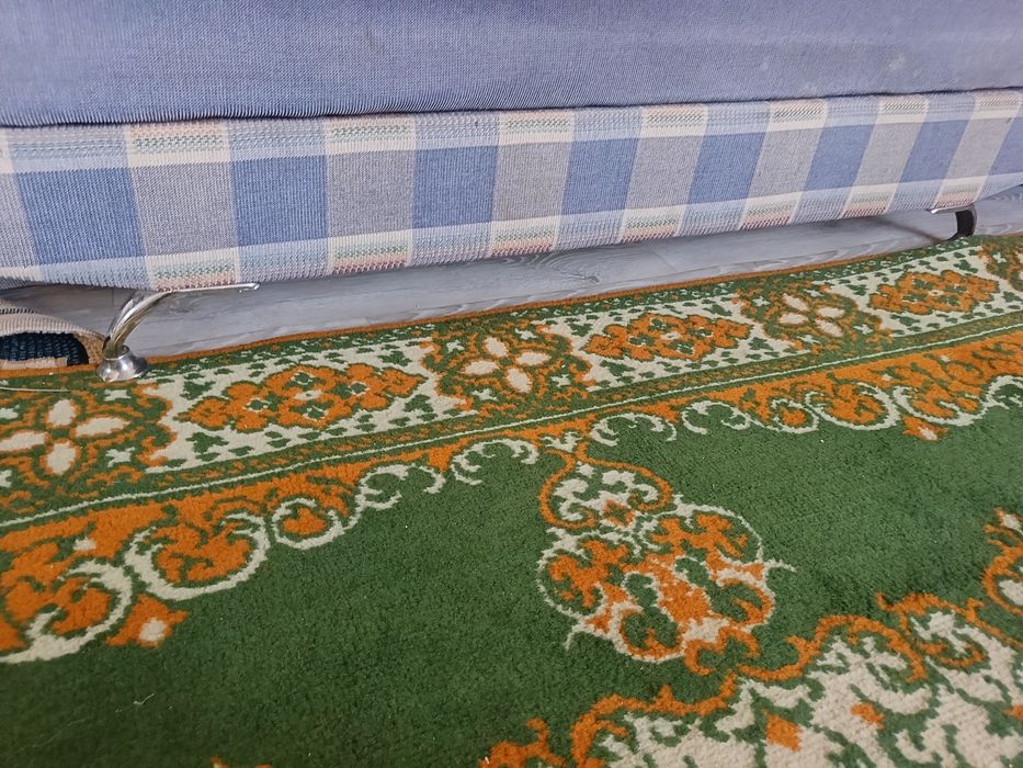 Диван мебель домашняя