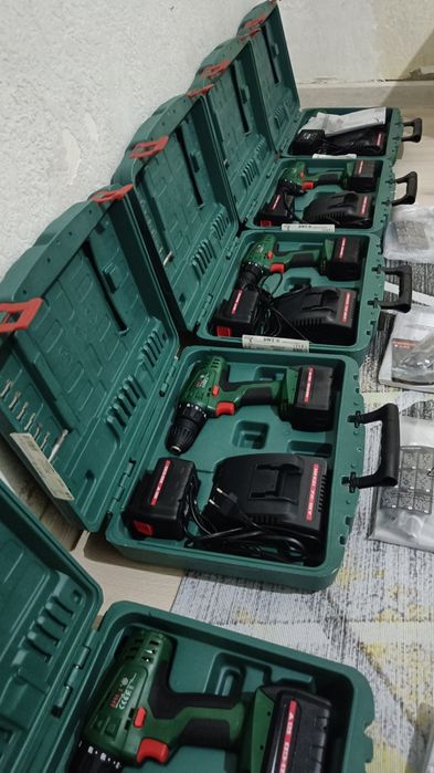 Продам шуруповерт аккумуляторный