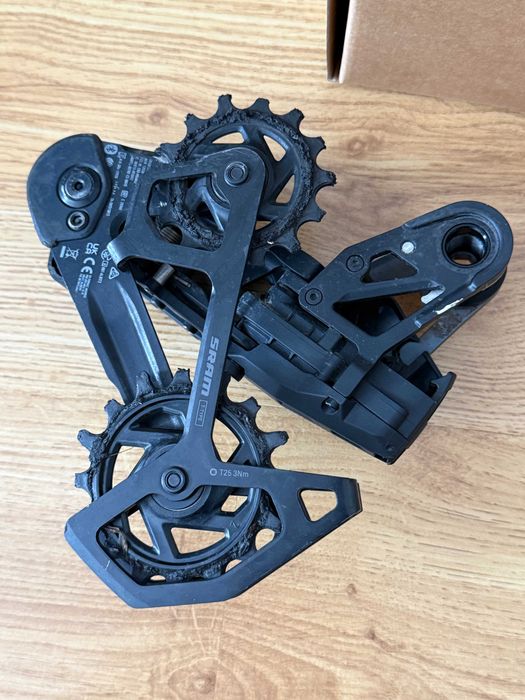 Обтегач и команда SRAM GX Eagle T-Type AXS