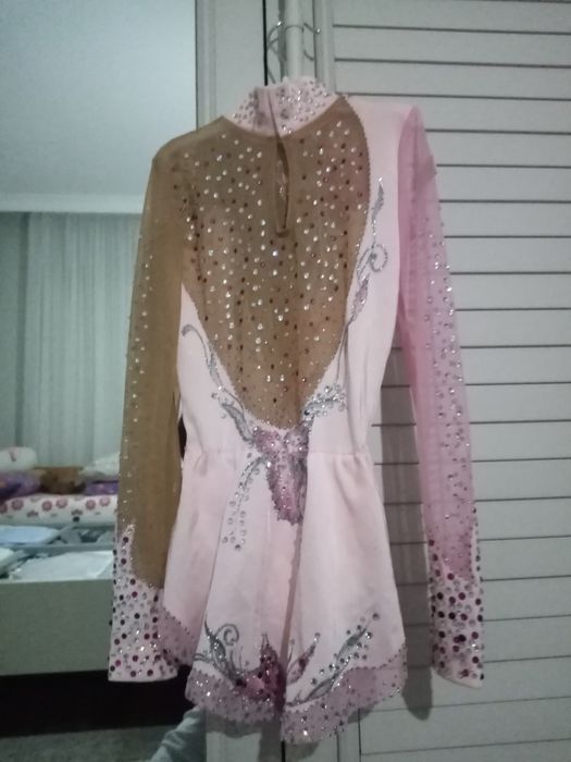 Гимнастический купальник для девочек