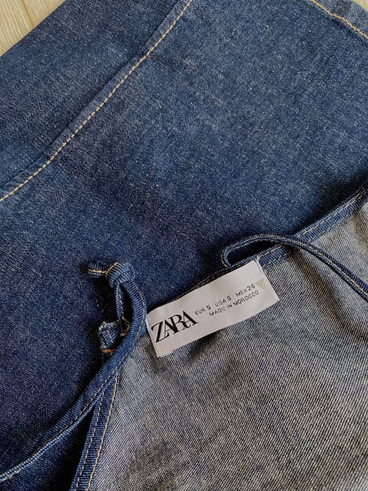 Рокли и топове ZARA