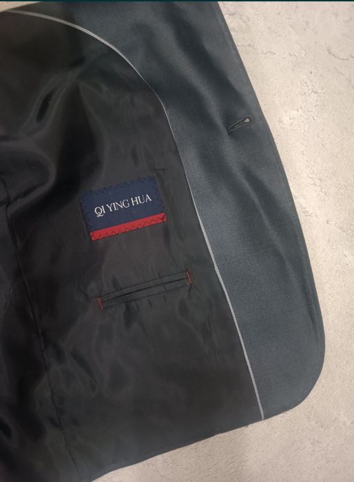 Продам мужской костюм