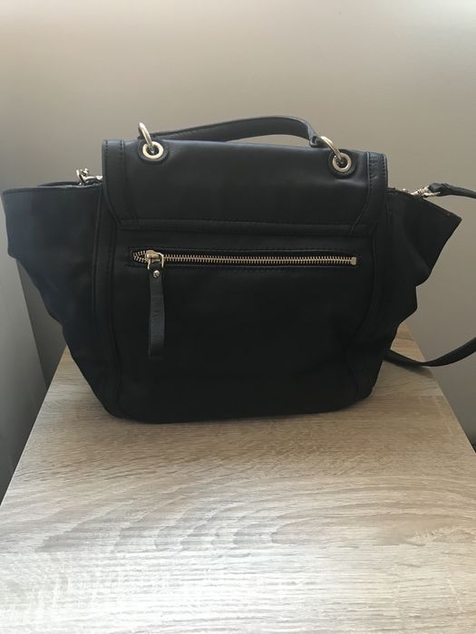 Чанта Guess