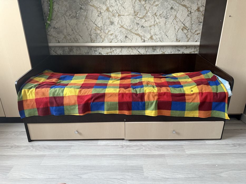 Подростковые кровати 2 штуки