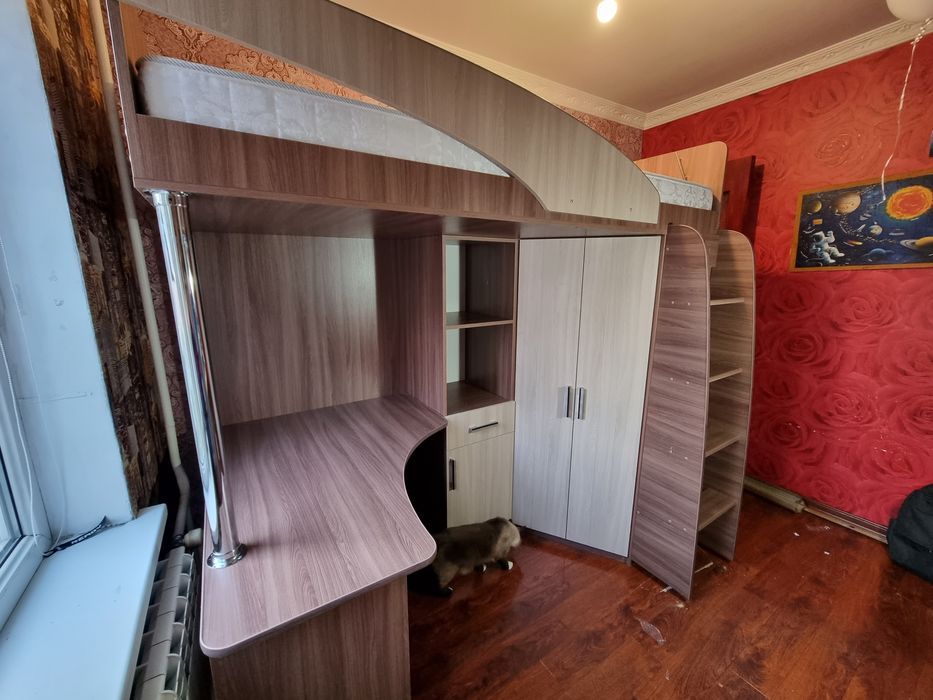 Кровать - чердак Город