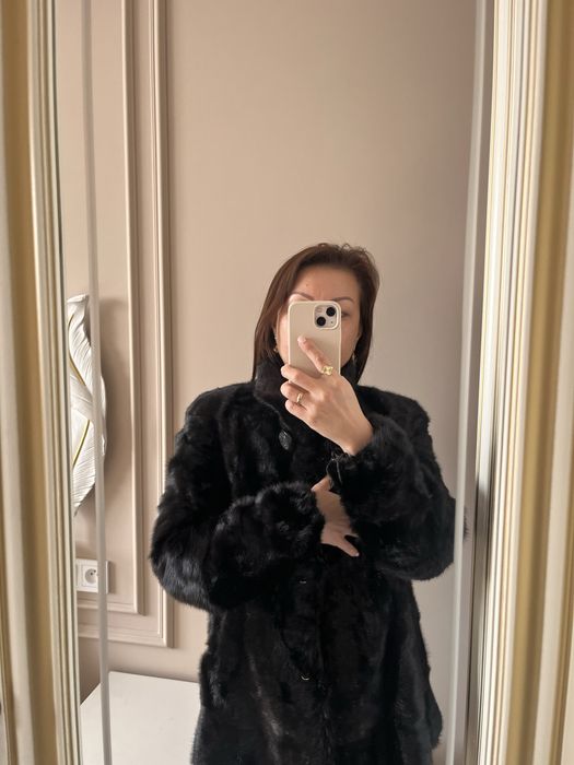 Продается норковая шуба