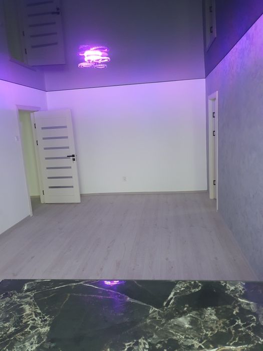 Vând apartament cu doua camere