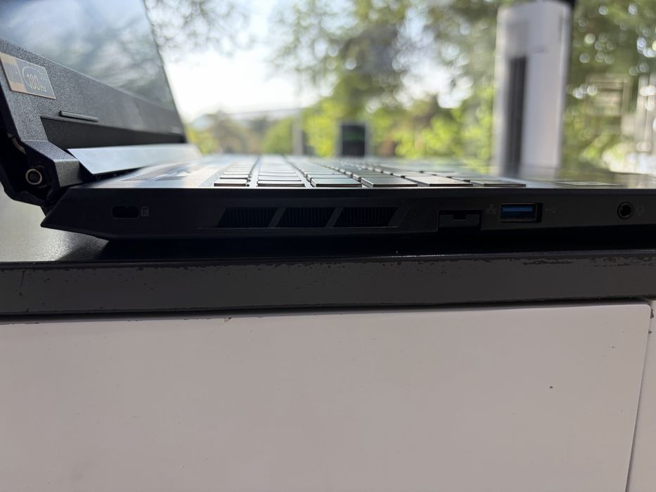 Noutbuk Acer Nitro V16