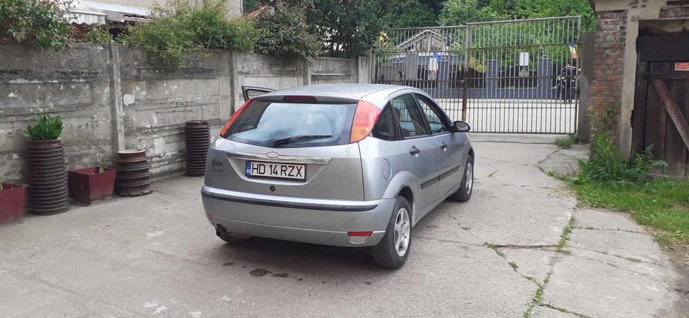 Ford focus 1.4 benzină