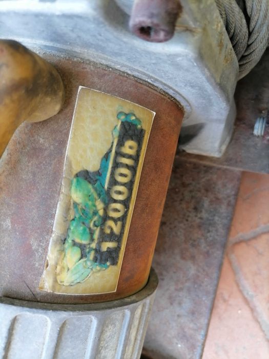 Troliu IRON MAN 12000lbs /6 tone Nefolosit