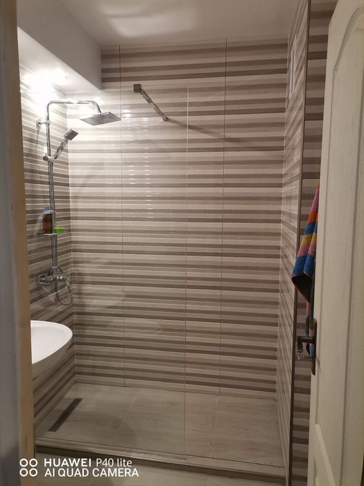 Persoana fizica execut lucrări de amenajări interioare